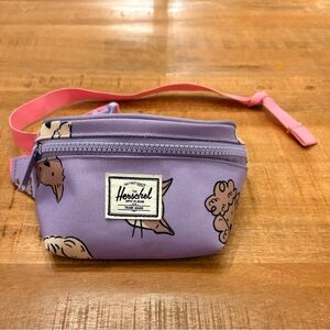 Herschel Twelve Hip Pack Purple with animals EUC waist Fanny pack